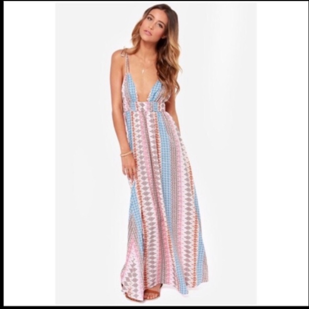 Lulus’s Maxin Relaxin Maxi dress